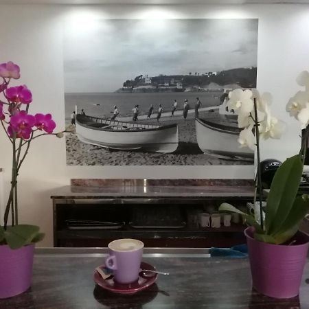 Hotel San Nazario Varazze Kültér fotó
