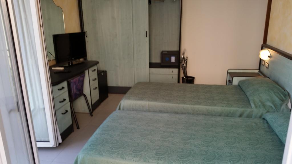 Hotel San Nazario Varazze Szoba fotó