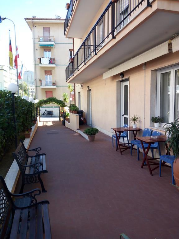 Hotel San Nazario Varazze Kültér fotó