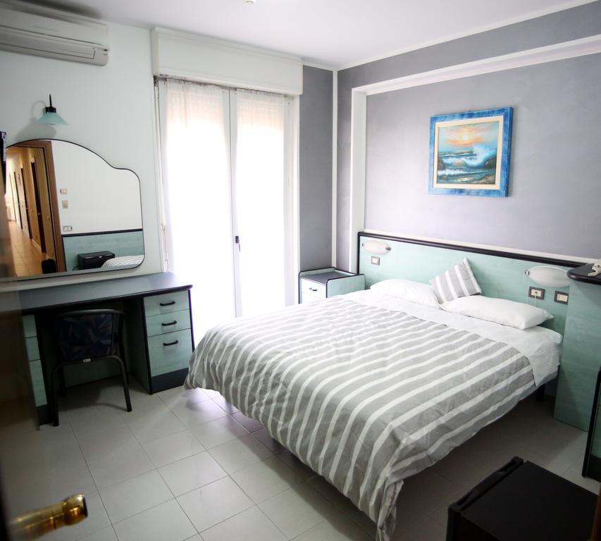 Hotel San Nazario Varazze Kültér fotó