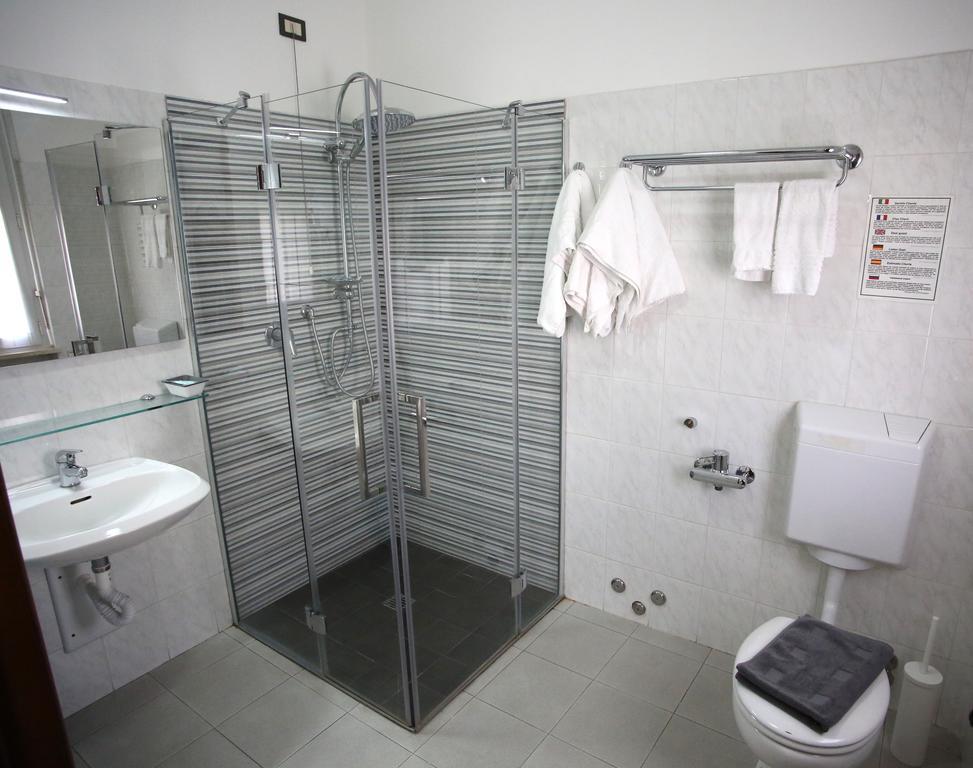 Hotel San Nazario Varazze Kültér fotó